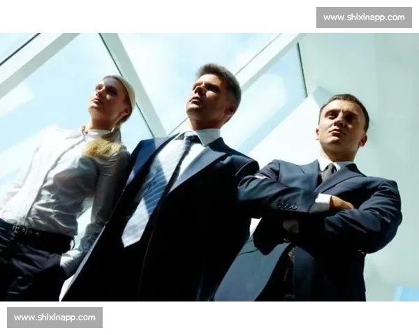 以快速反击为核心策略提升团队应变能力和战术执行力